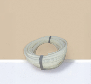 10 meter lange non-toxic waterslang voor bevalbad, veilig voor moeder en baby tijdens thuisbevalling.