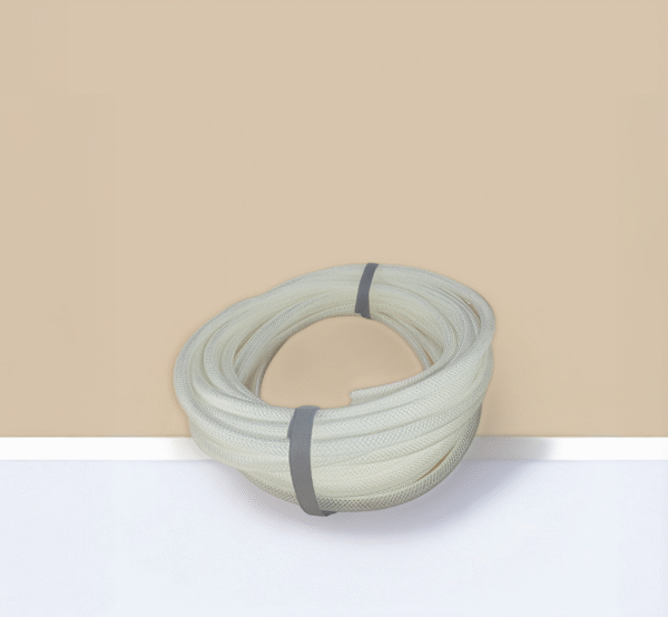 10 meter lange non-toxic waterslang voor bevalbad, veilig voor moeder en baby tijdens thuisbevalling.