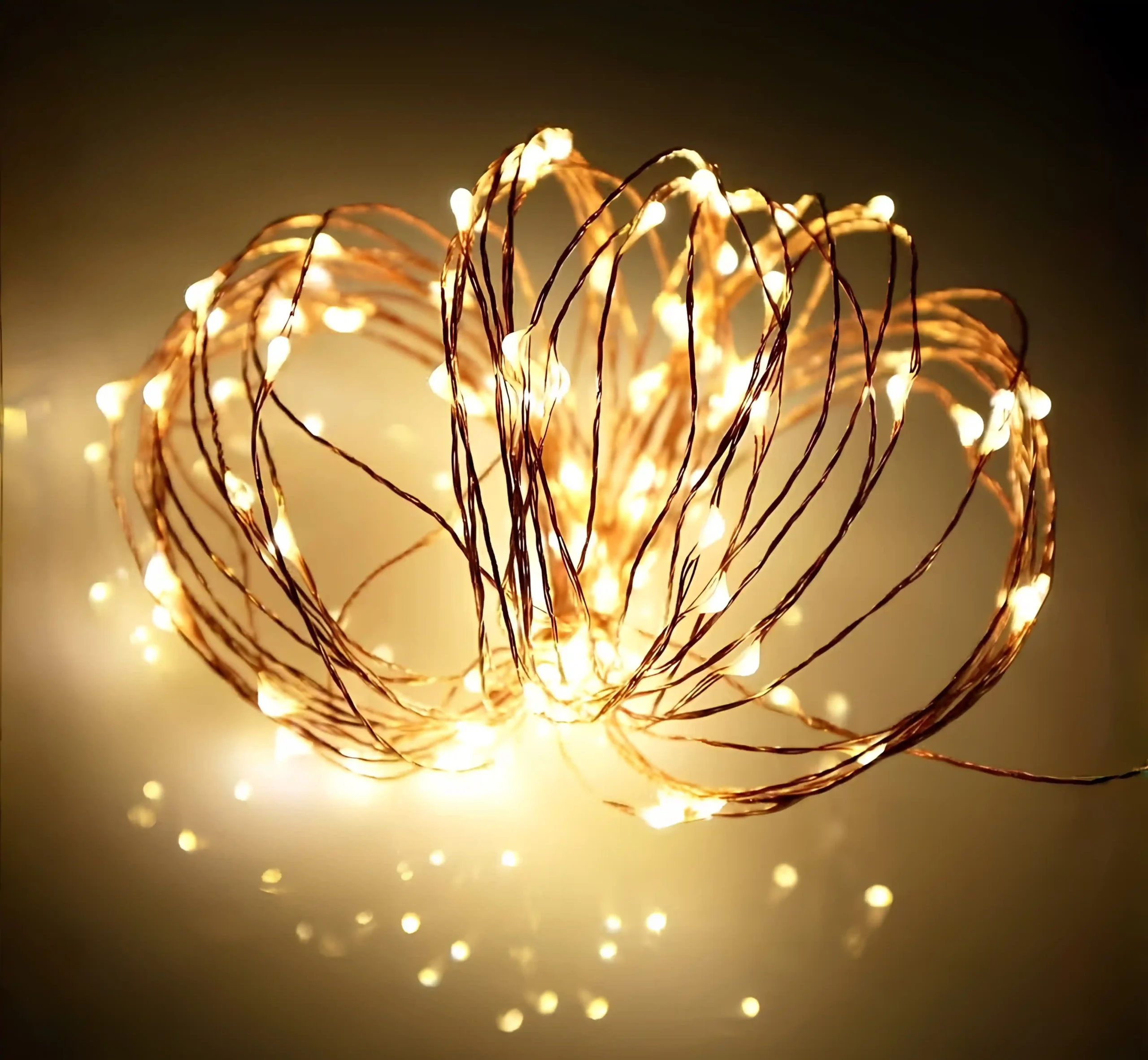Lichtsnoer voor bevalbad - Een lichtslinger voor in het bevalbad Sfeervol gevormd warm-wit led-lichtsnoer van 12 meter lang met 100 micro-leds.