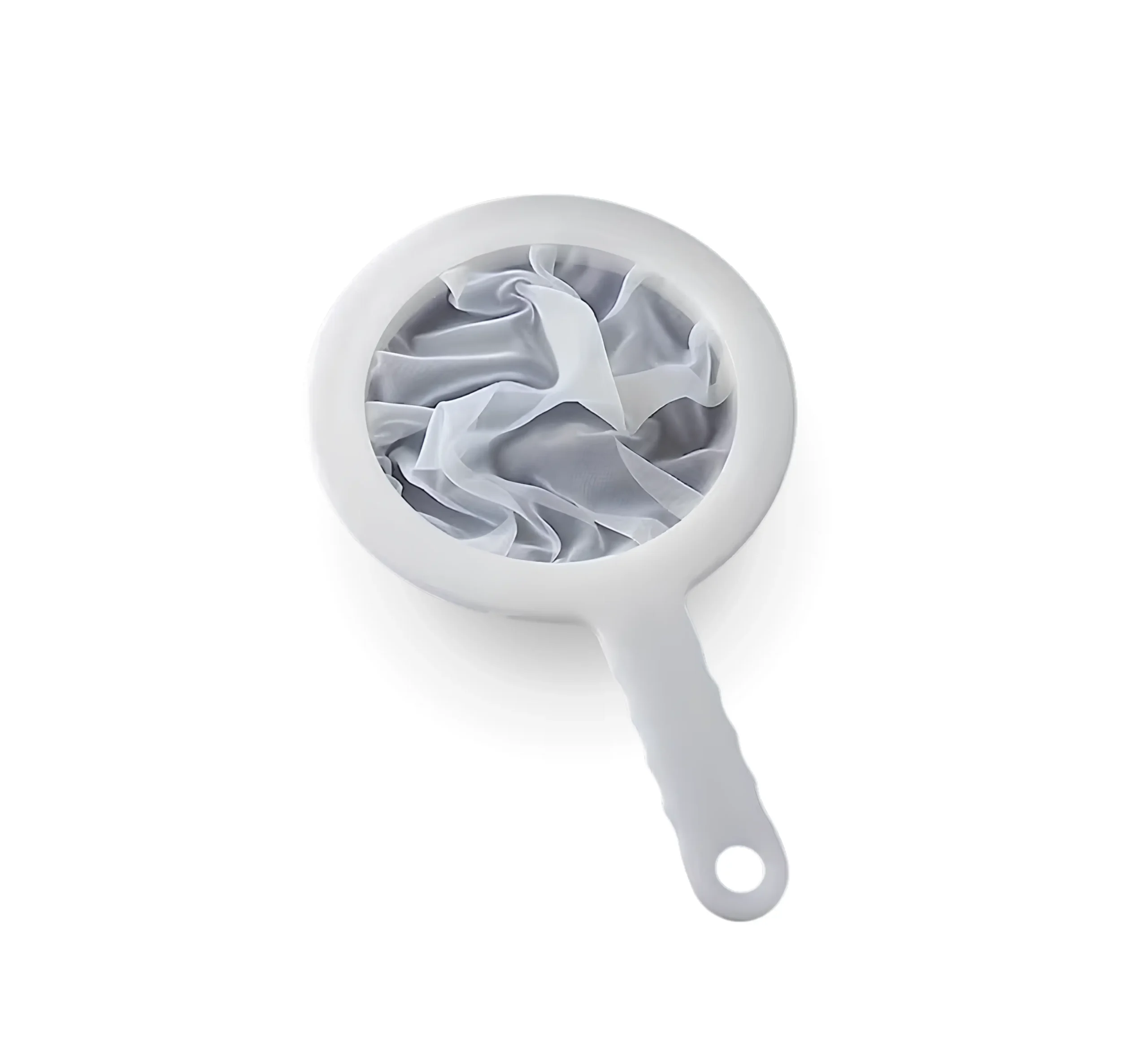 Schepnetje Een wit plastic schepnetje met fijnmazig net voor het schoonhouden van het water in een bevalbad.